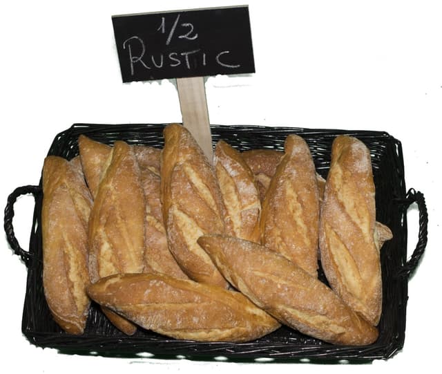 MEDIA RUSTIC CC