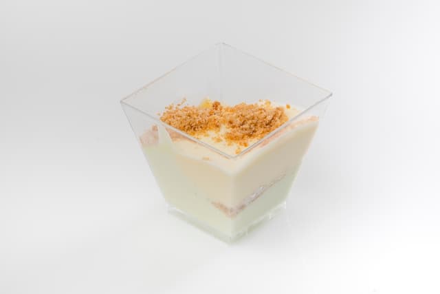 VASITO MANZANA CON GALLETA