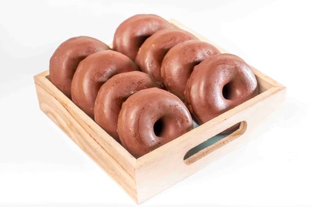 DONITS CHOCOLATE